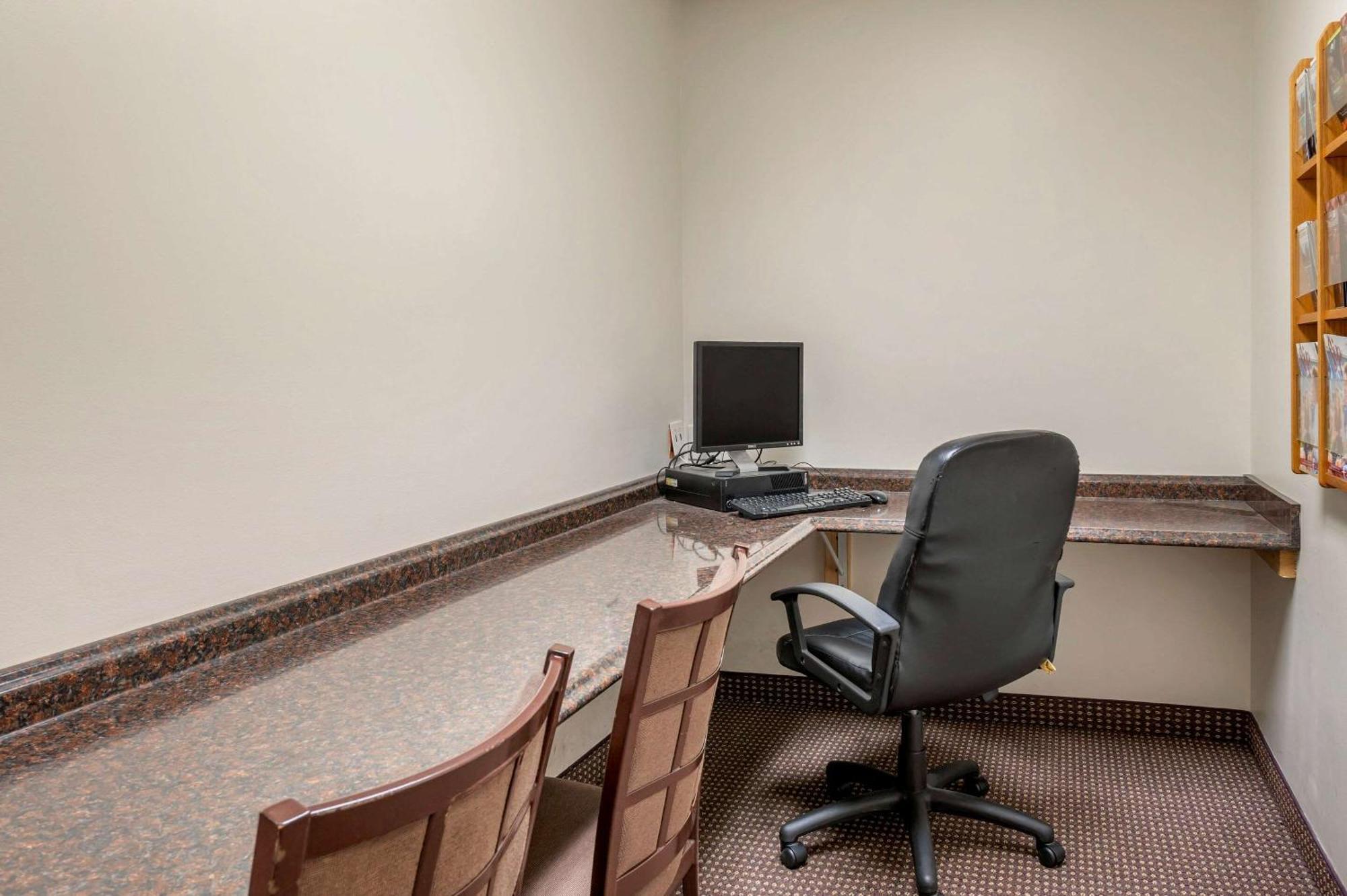 Quality Inn & Suites South-Obetz Luaran gambar