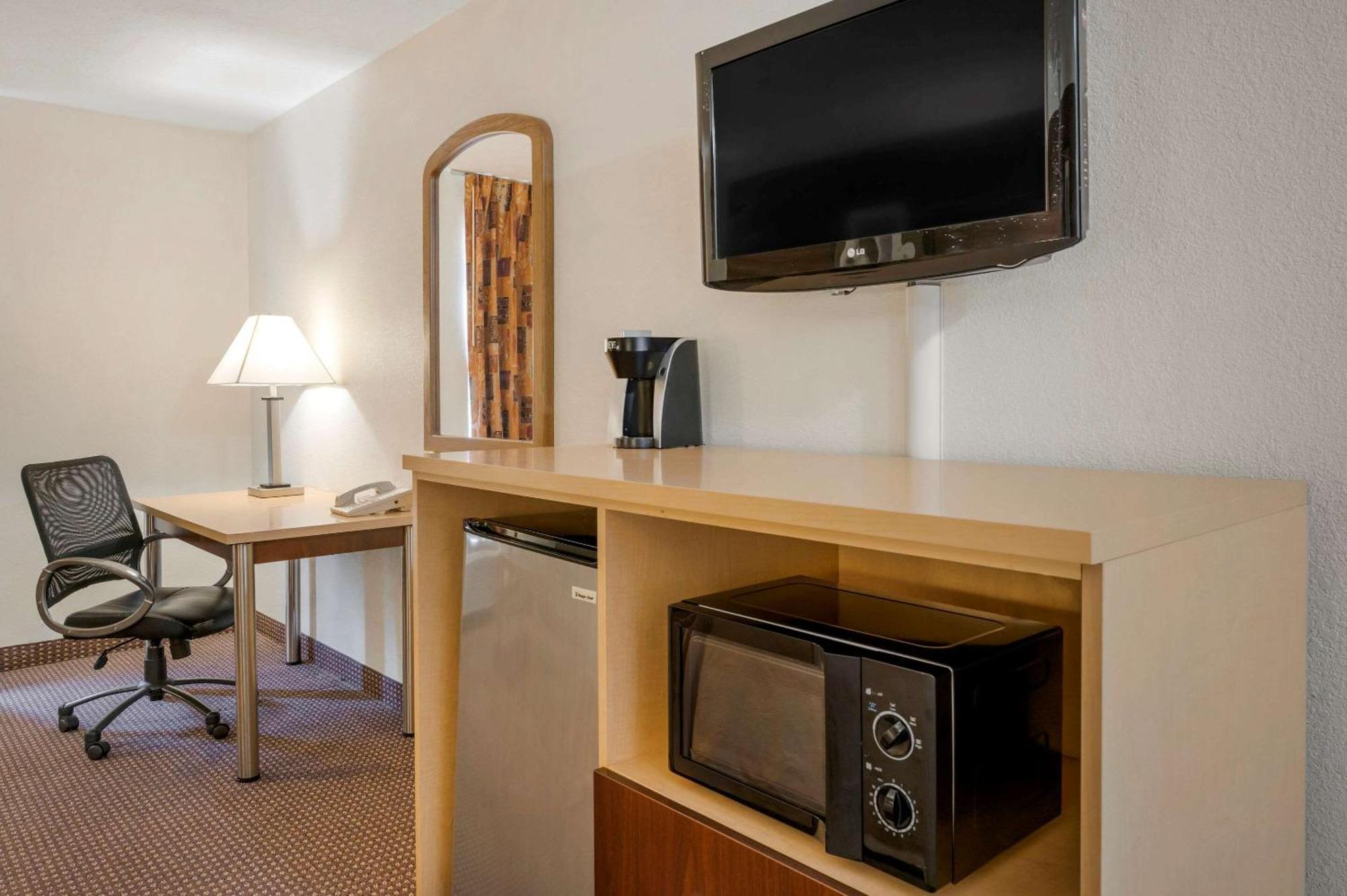 Quality Inn & Suites South-Obetz Luaran gambar